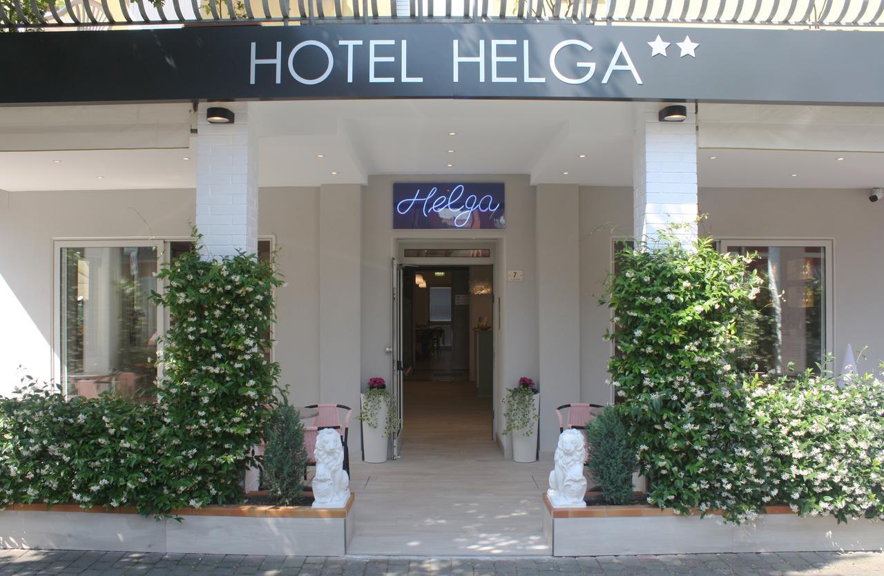 Hotel Helga Каорле Экстерьер фото